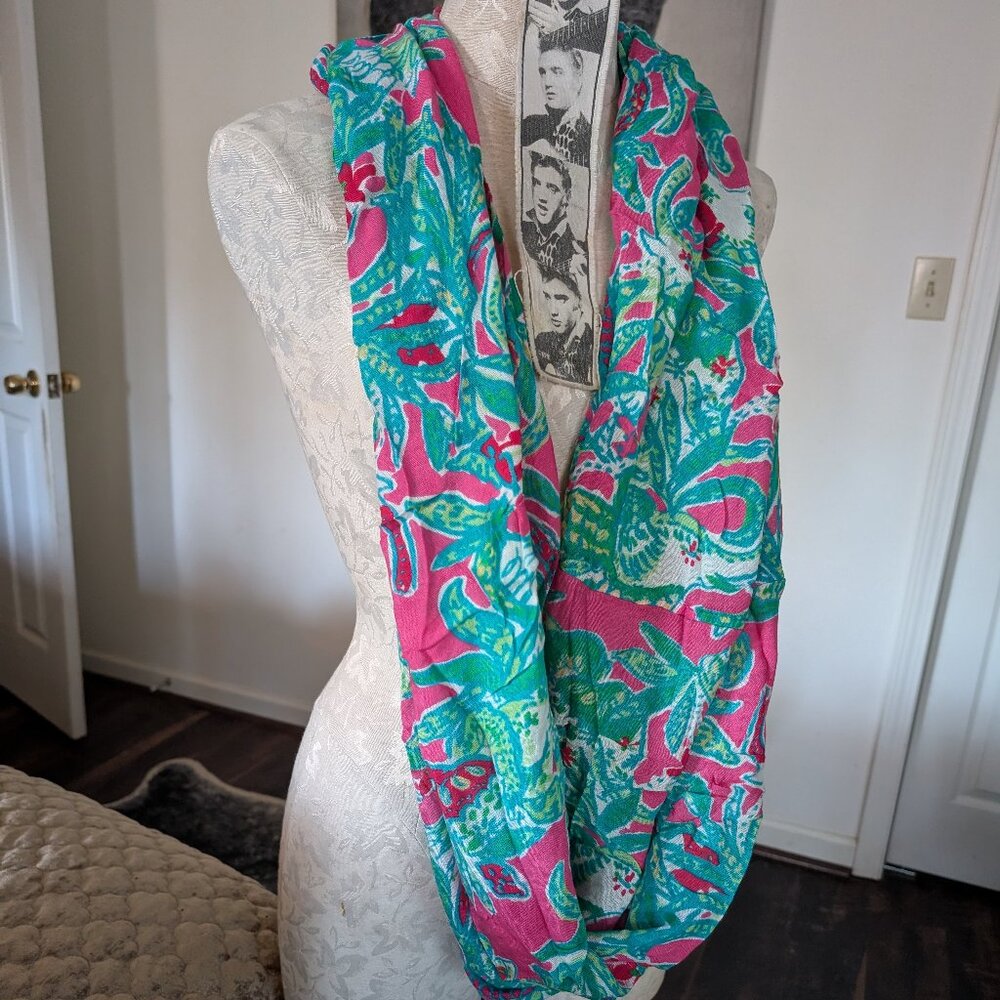 Lilly Pulitzer Infinity Scarf - Picture 2 of 3